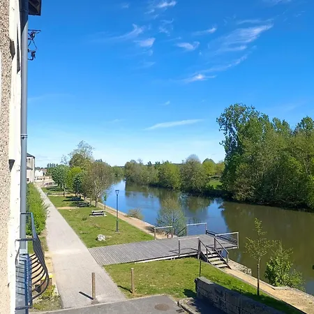 Apartamento La Du Château-écran Cinéma 2m50-romantique Le Lude